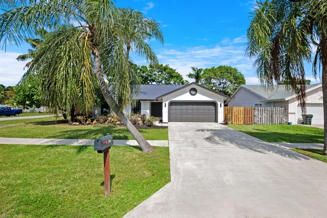 Residence photo 2