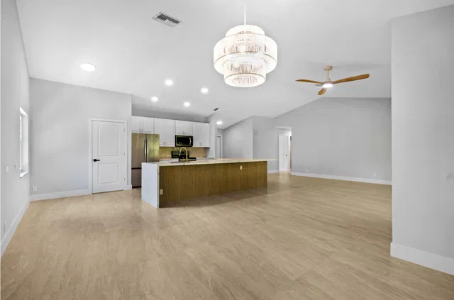 Residence photo 6