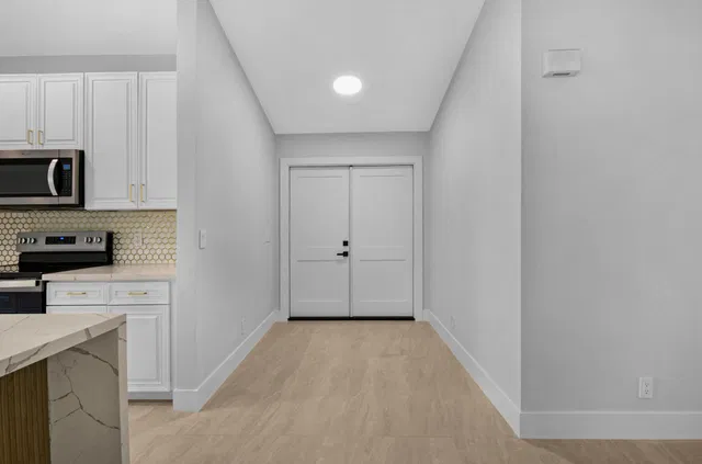Residence photo 12