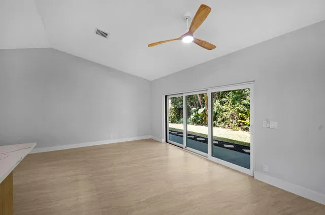 Residence photo 15