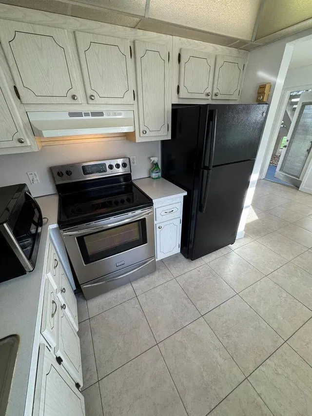 Residence photo 5