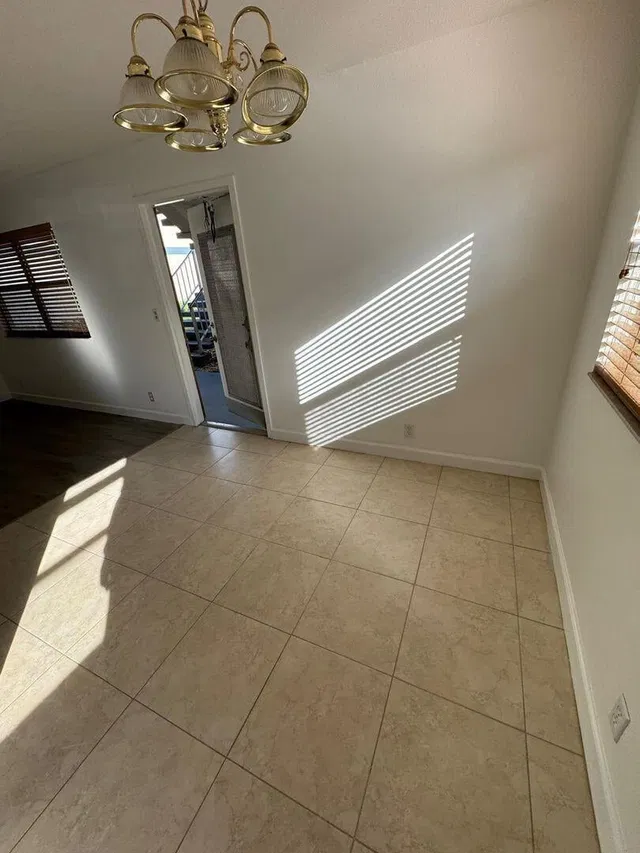 Residence photo 7