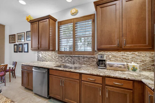 Jupiter Country Club Unit 29 photo 13