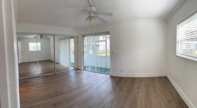 Residence photo 7