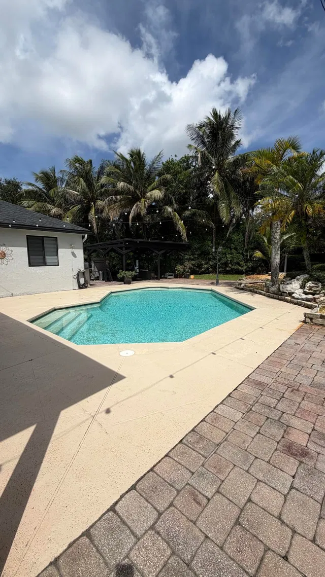  Residence photo 23