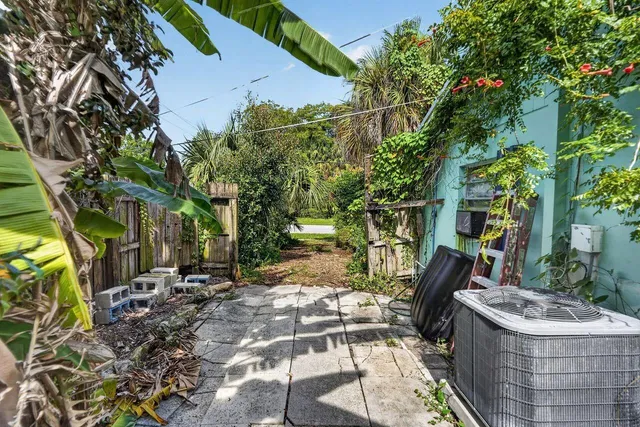 Jupiter River Estates Residence photo 36