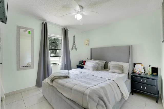Residence photo 7