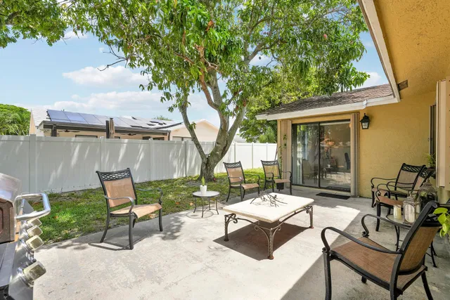 Residence photo 14