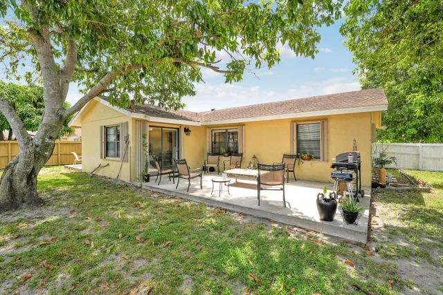 Residence photo 15