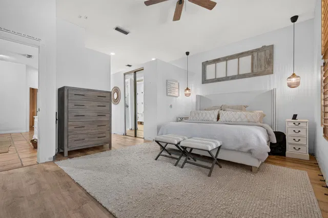Residence photo 20