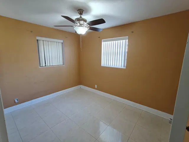  Residence photo 13