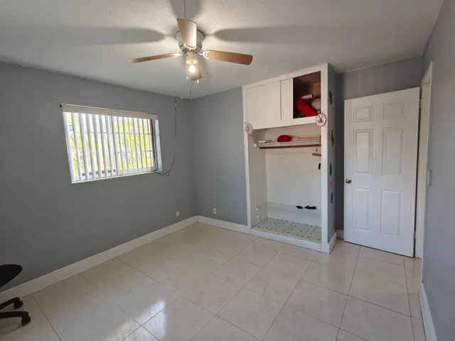  Residence photo 18