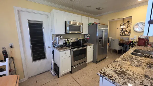 Residence photo 5