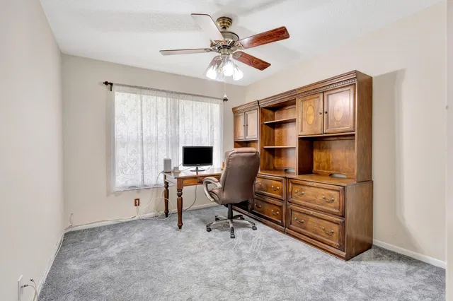 Residence photo 47