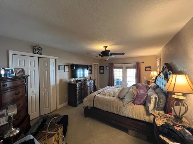  Residence photo 9