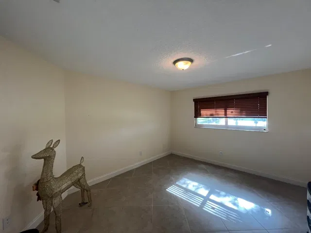  Residence photo 18