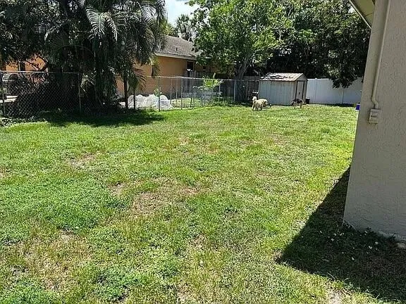  Residence photo 24