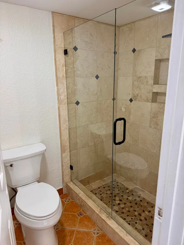 Unit 1210 photo 12