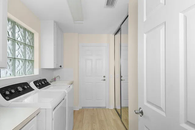 Residence photo 15