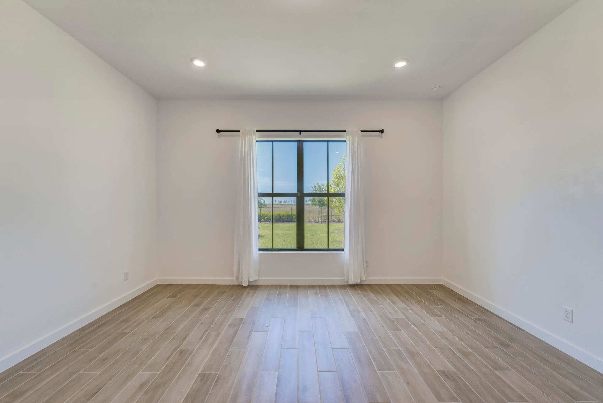  Residence photo 16