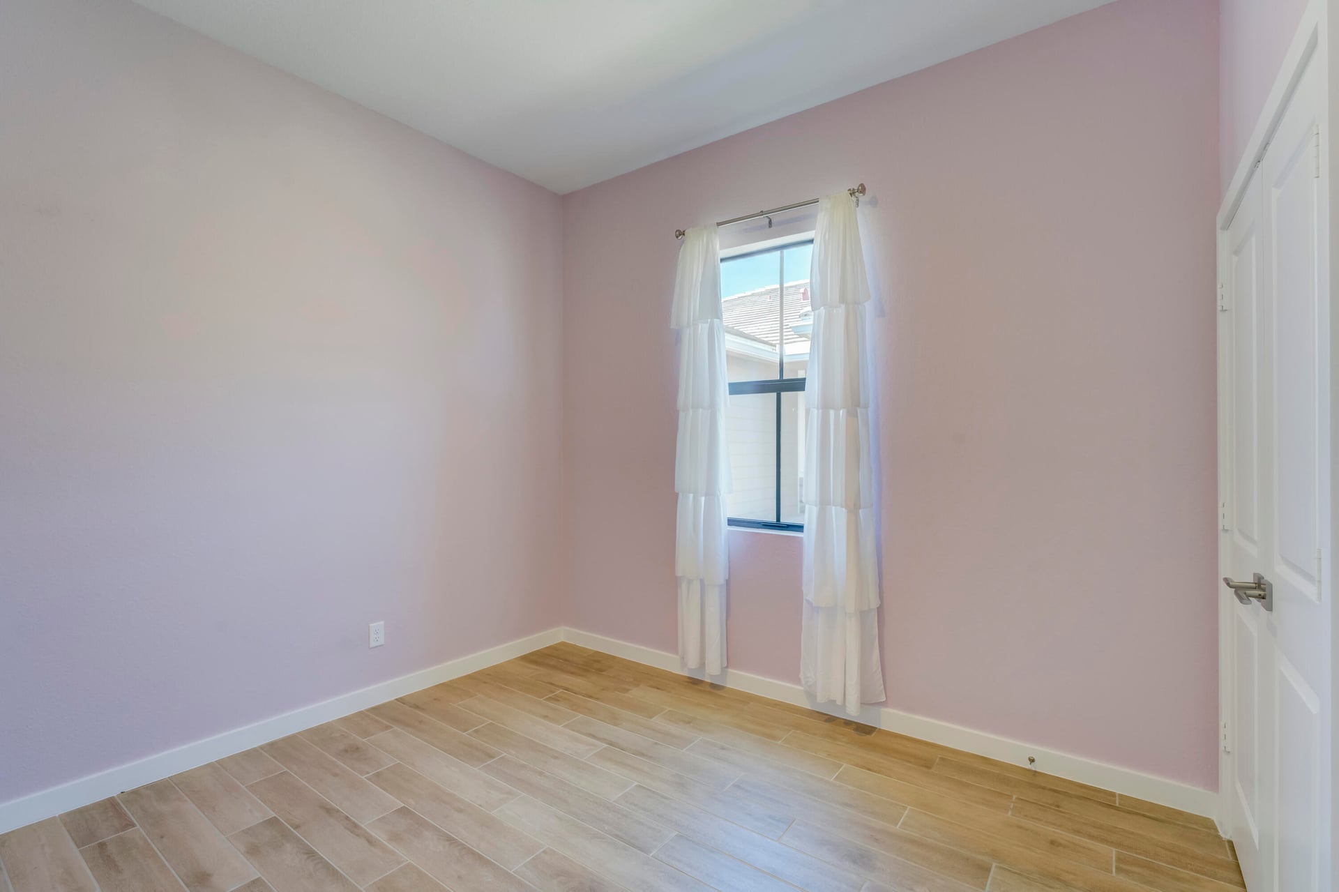  Residence photo 24