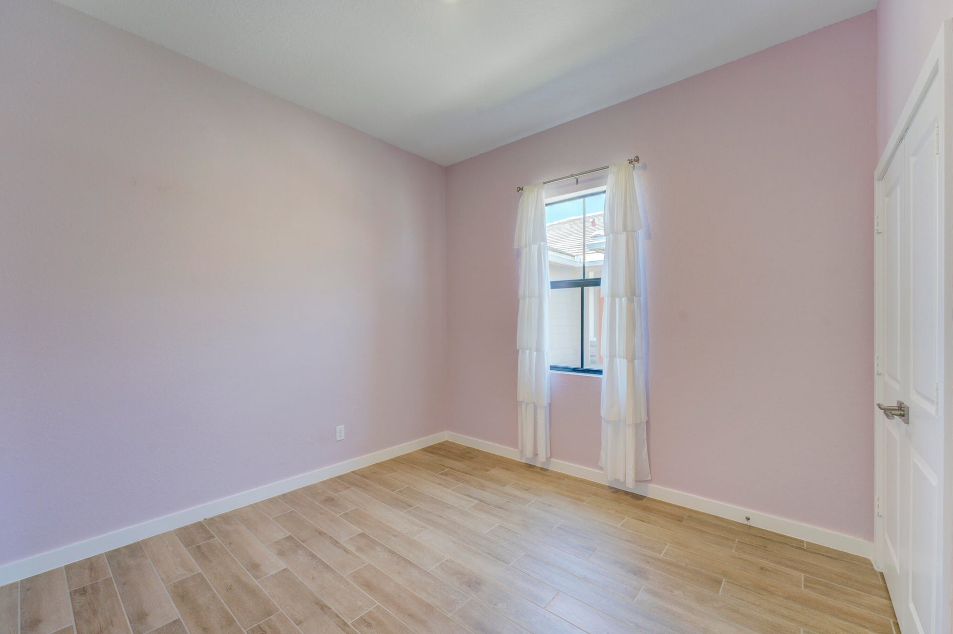  Residence photo 27