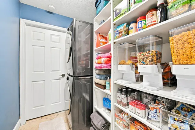  Residence photo 18