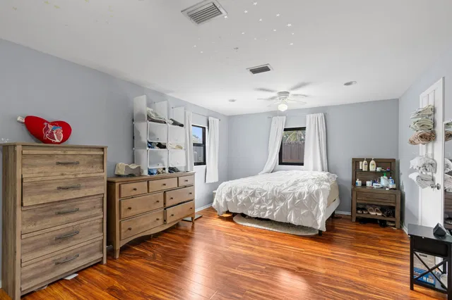  Residence photo 14