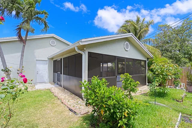  Residence photo 20