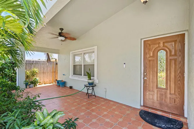  Residence photo 23