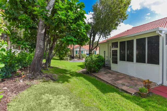  Residence photo 22