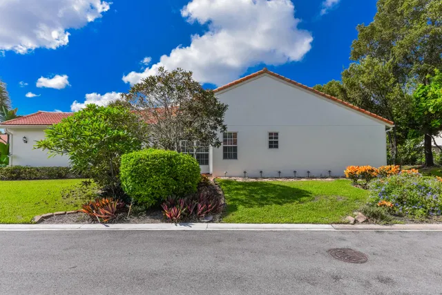  Residence photo 25