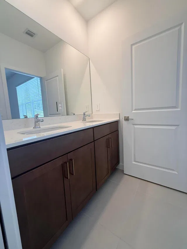 Residence photo 14