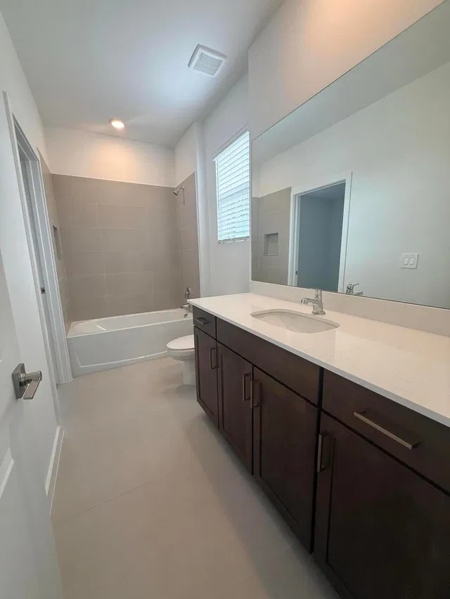 Residence photo 20
