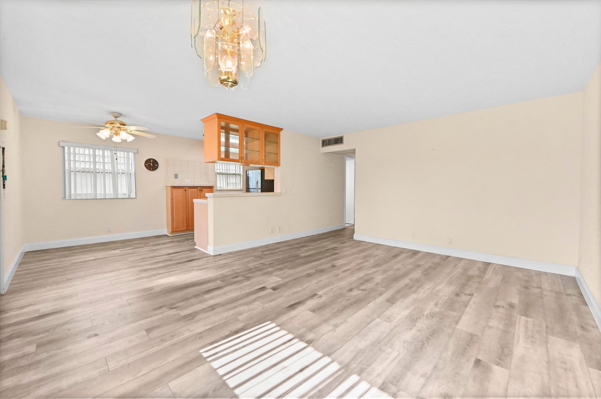 Residence photo 4