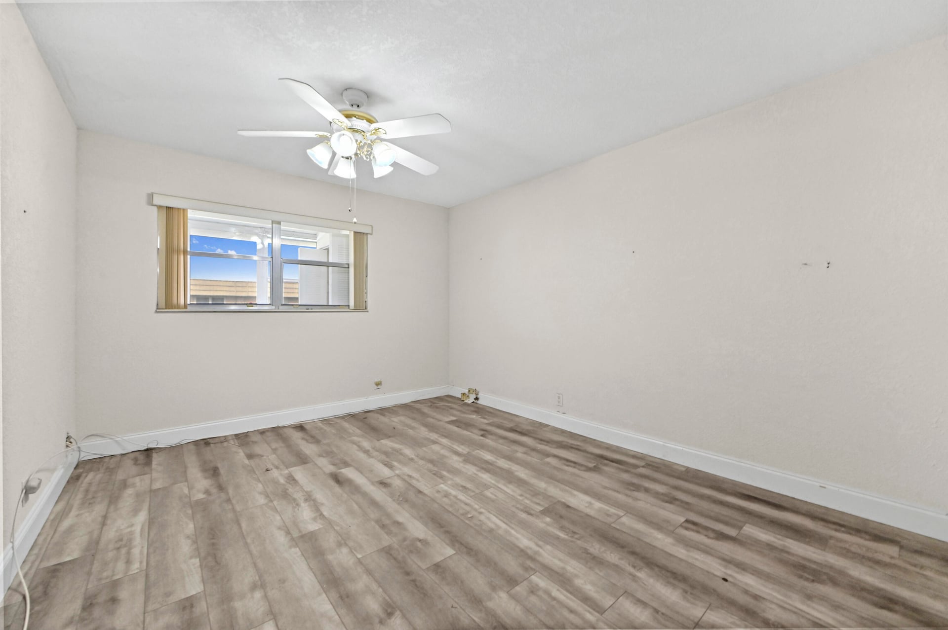 Residence photo 8