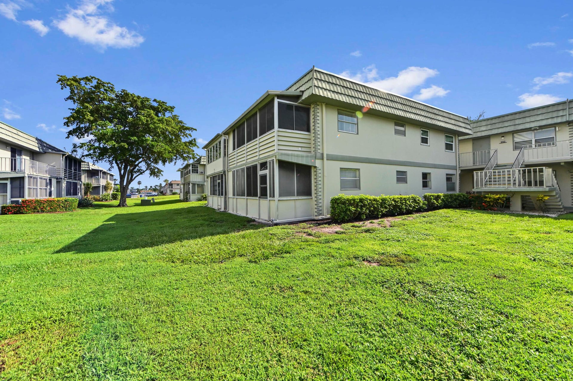 Residence photo 18