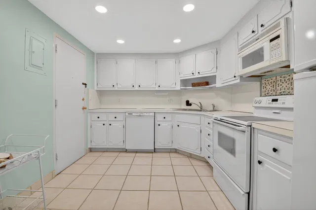 Downtown Delray Beach Unit 1F photo 23