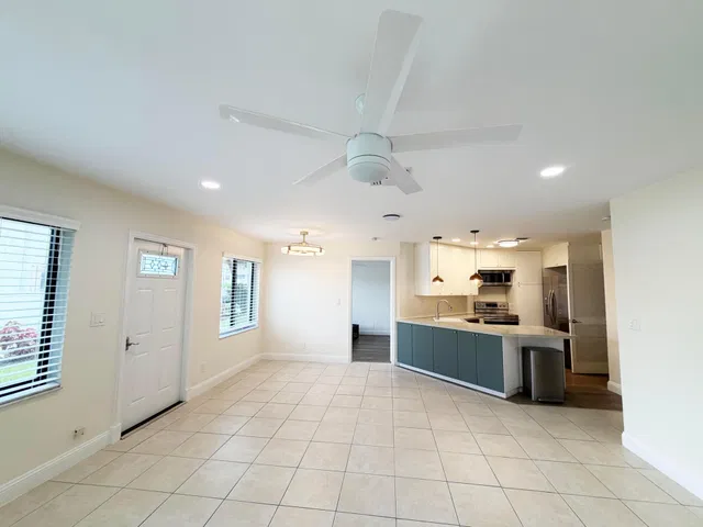 Tropic Isle Delray Beach Unit B photo 9