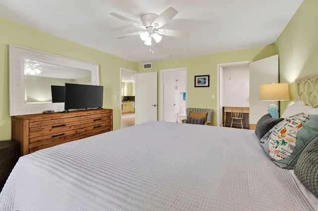  Unit 504 photo 21