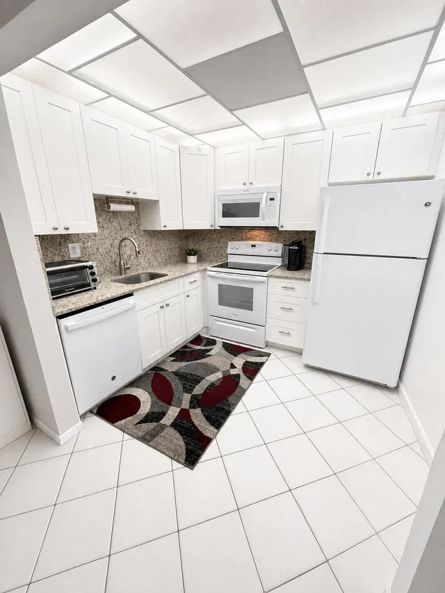 Residence photo 4