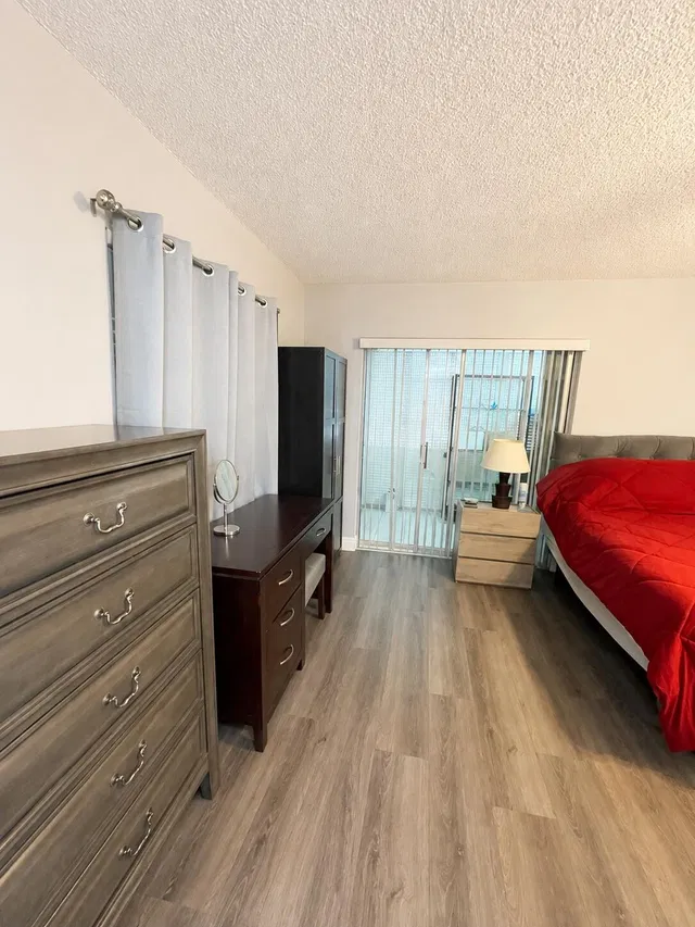 Residence photo 14