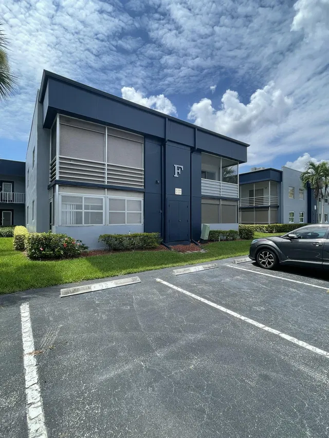 Residence photo 28