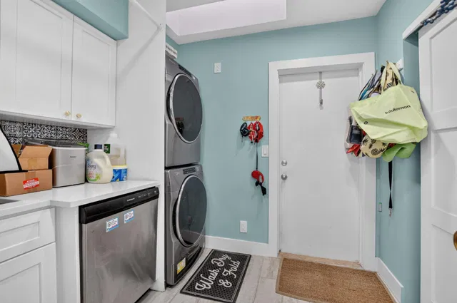  Residence photo 15