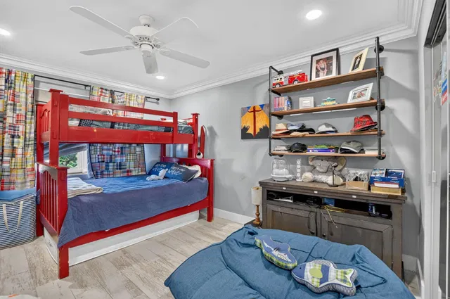 Residence photo 24