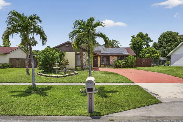 Residence photo 2