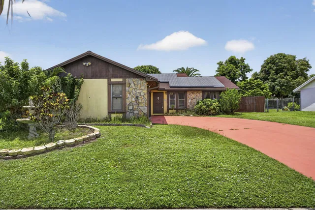 Residence photo 3
