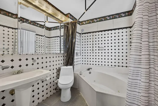 Residence photo 33