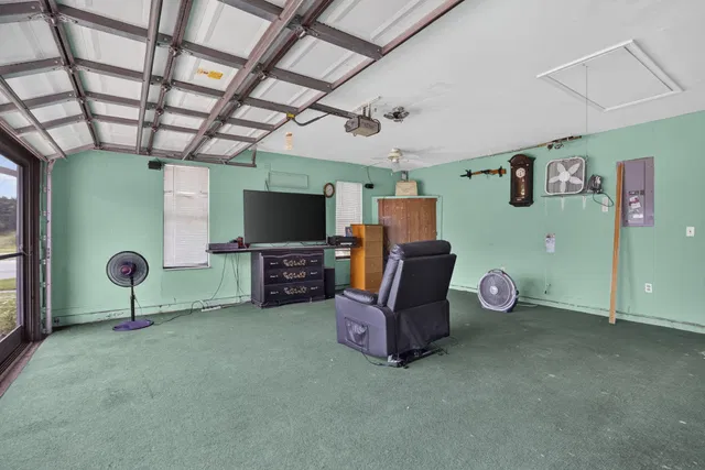 Residence photo 35