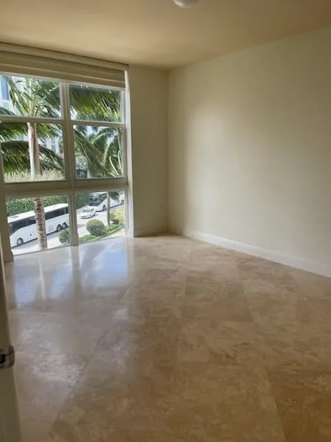 Cityplace South Tower Unit 412 photo 4